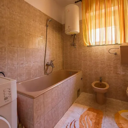 Appartement With A Parking Space Kastel Sucurac, - 16209