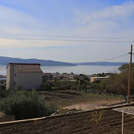 Appartement With A Parking Space Kastel Sucurac, - 16209 *